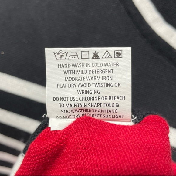 New Area Stars Color Block Stripe Mini Sweater Dress Black White Red Size Small - Picture 16 of 16